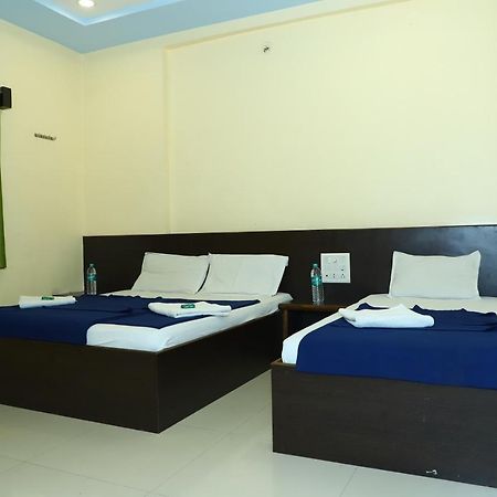 Sai Madhavi Palace Hotel Shirdi Extérieur photo