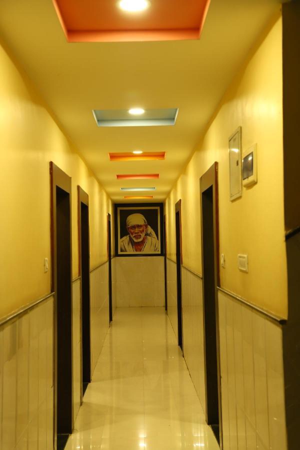 Sai Madhavi Palace Hotel Shirdi Extérieur photo