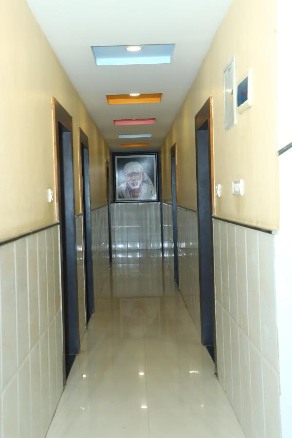 Sai Madhavi Palace Hotel Shirdi Extérieur photo